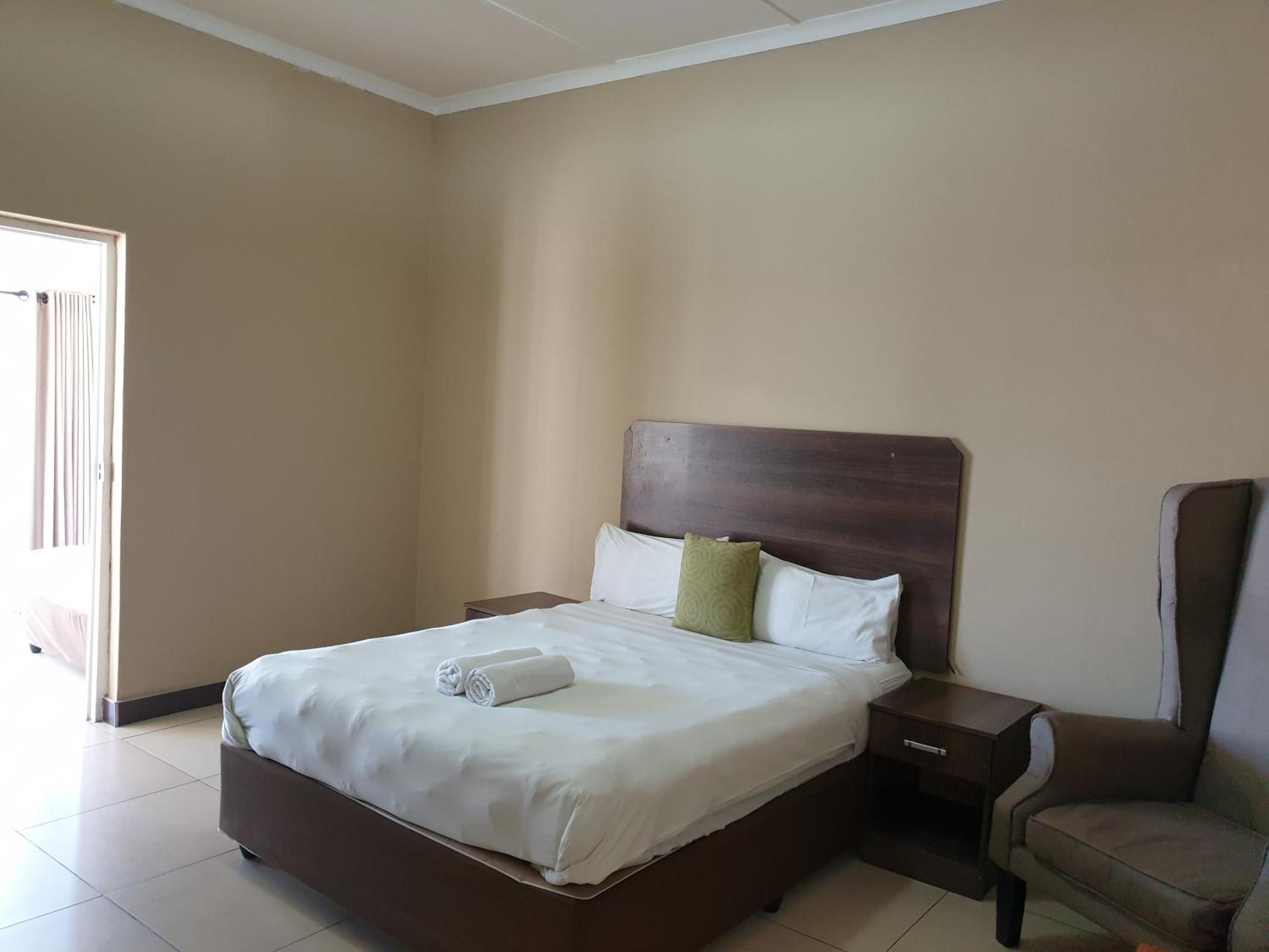 Cube Hotel Durban Bagian luar foto