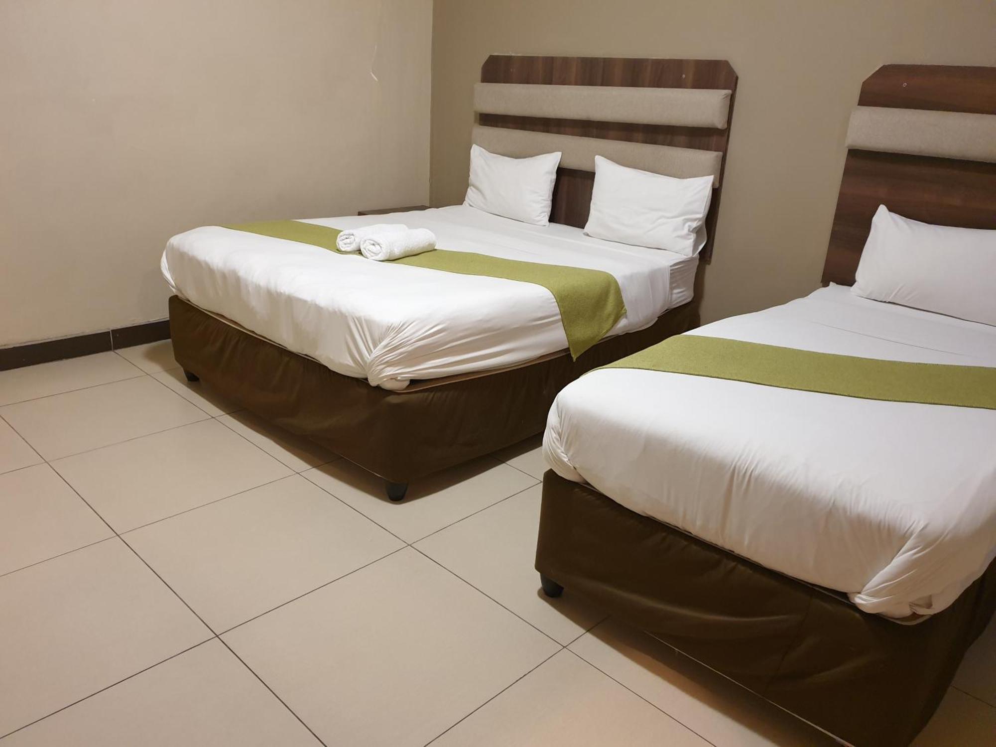 Cube Hotel Durban Bagian luar foto