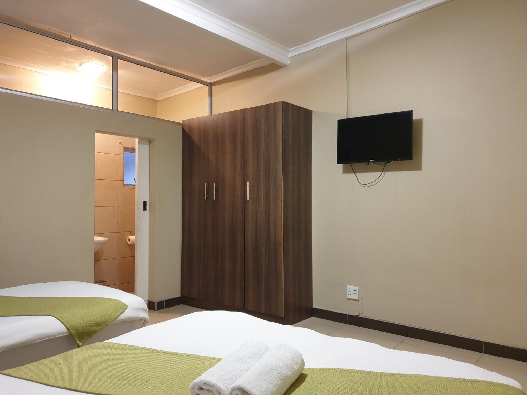 Cube Hotel Durban Bagian luar foto