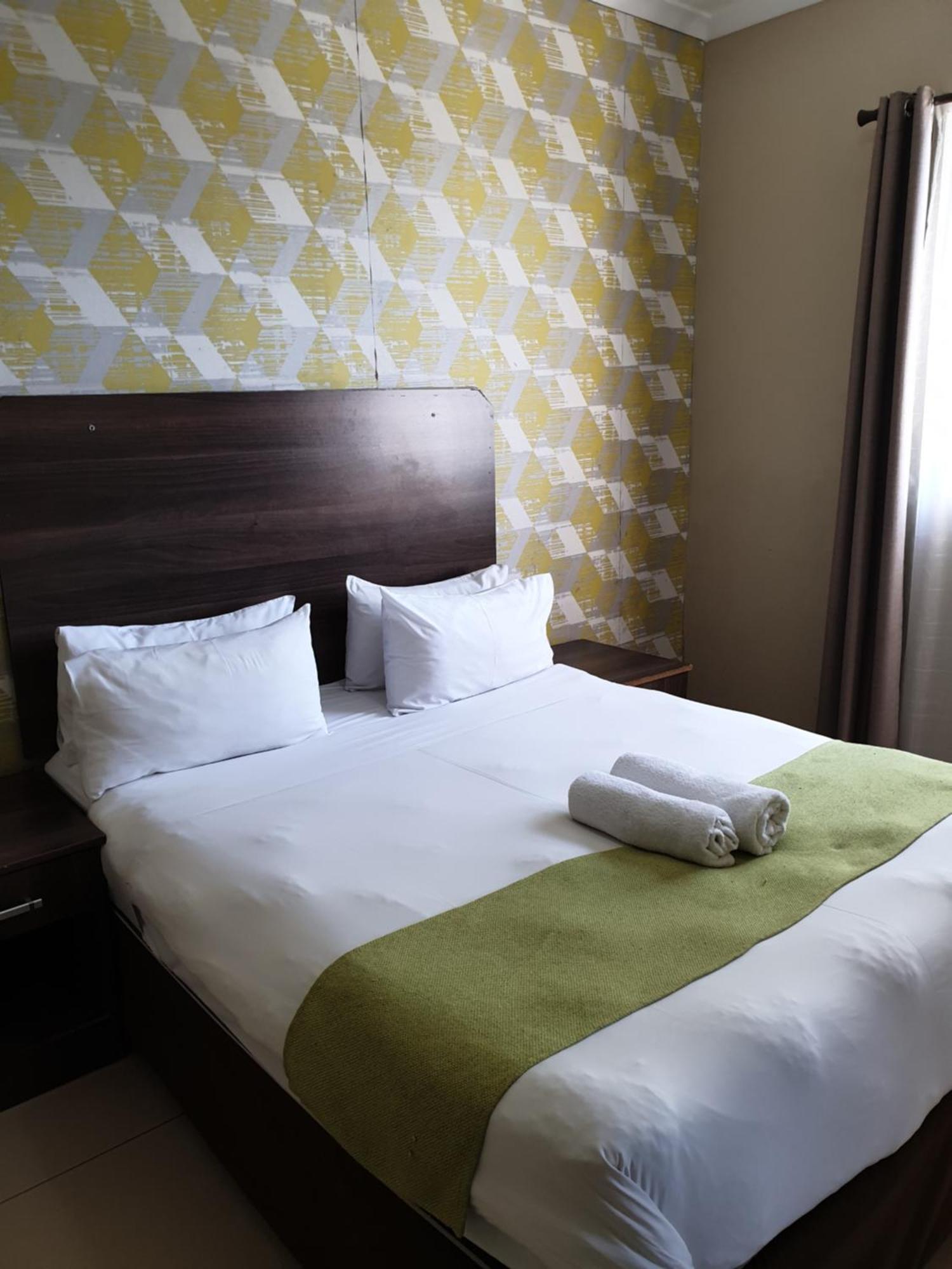 Cube Hotel Durban Bagian luar foto