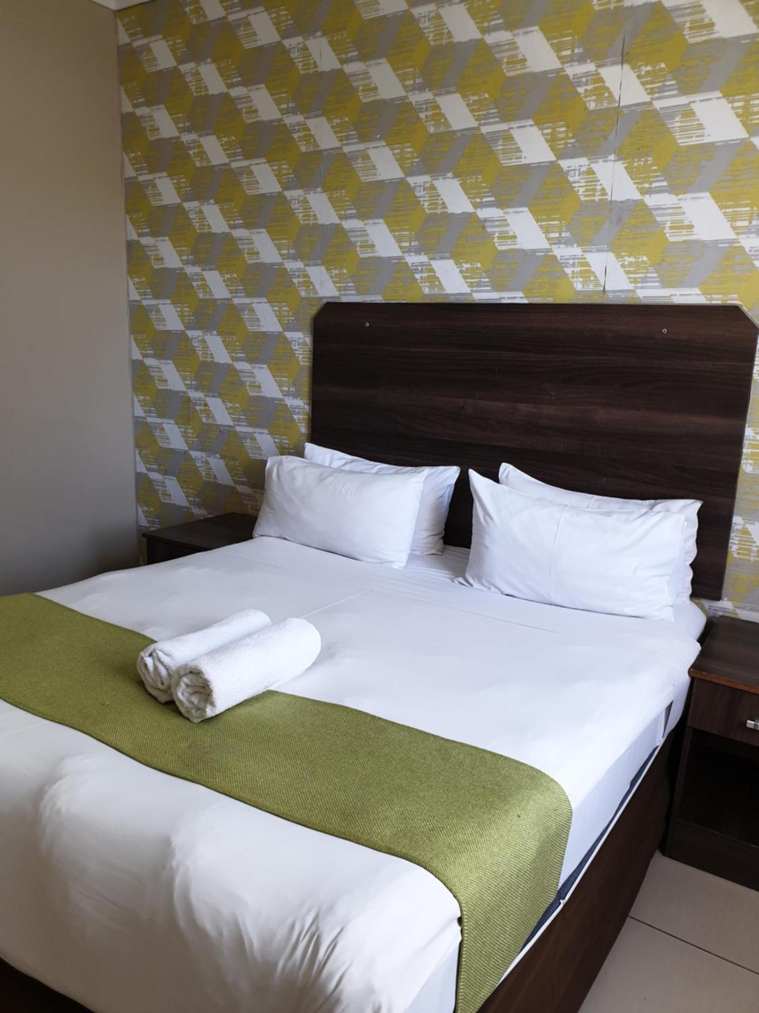 Cube Hotel Durban Bagian luar foto