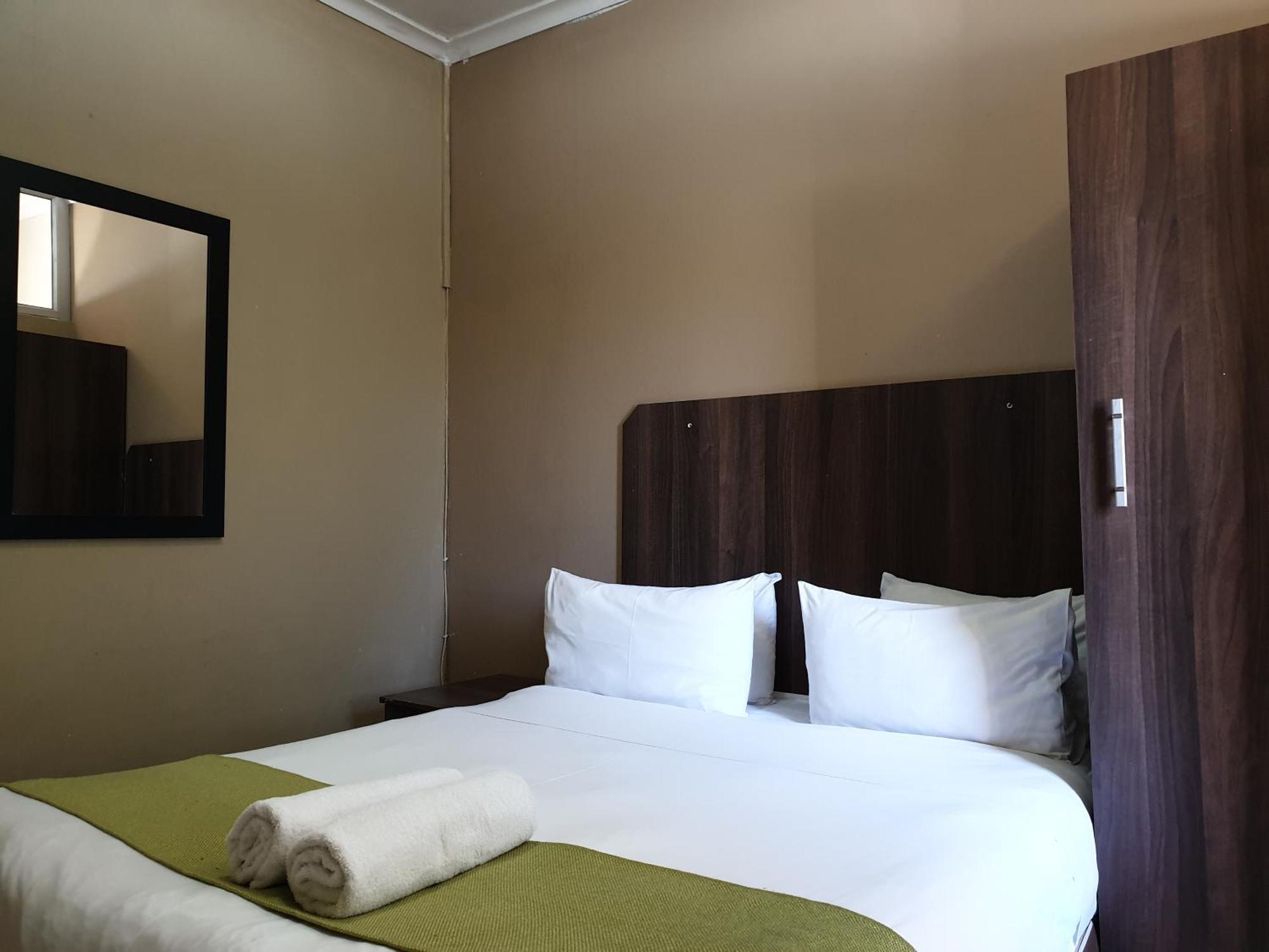 Cube Hotel Durban Bagian luar foto