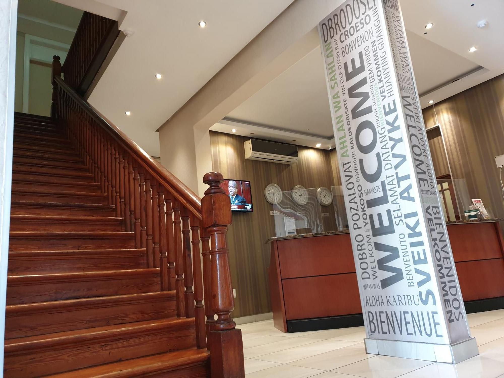 Cube Hotel Durban Bagian luar foto