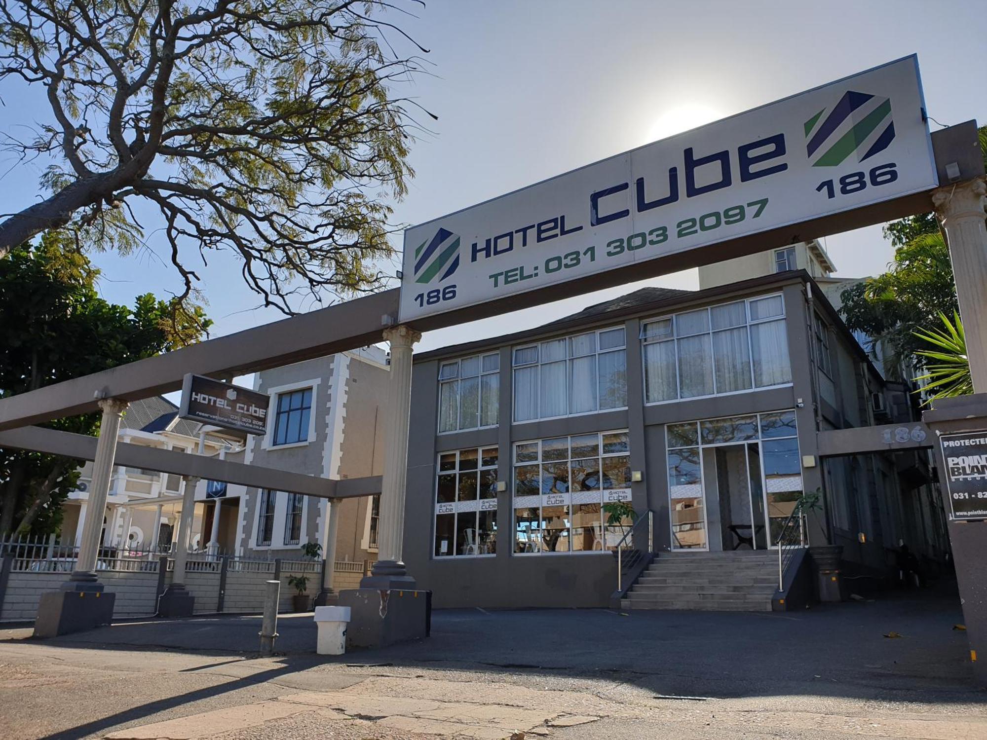 Cube Hotel Durban Bagian luar foto