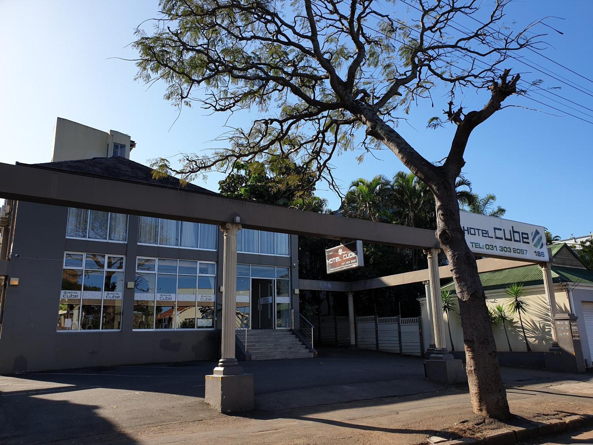 Cube Hotel Durban Bagian luar foto